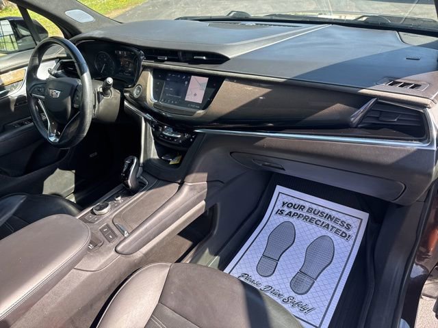 Used 2020 Cadillac XT6 Premium Luxury w/ Platinum Package AWD/4WD image 17