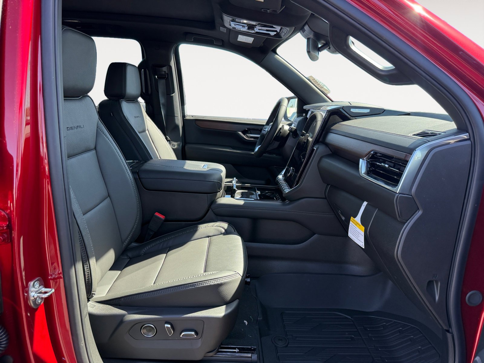 New 2026 GMC Yukon XL Denali w/ Sun & Power Step Package image 19