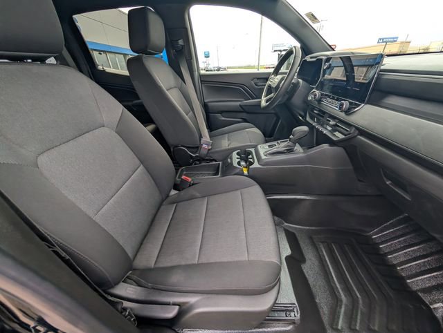 Certified 2023 Chevrolet Colorado W/T image 4