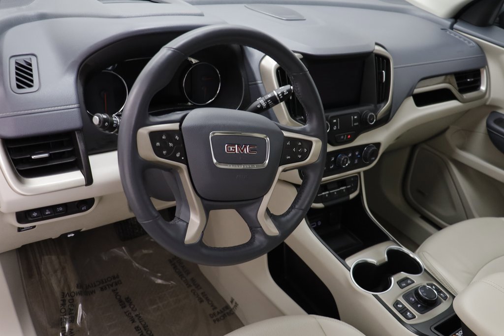 Used 2024 GMC Terrain Denali w/ Denali Premium Package image 6