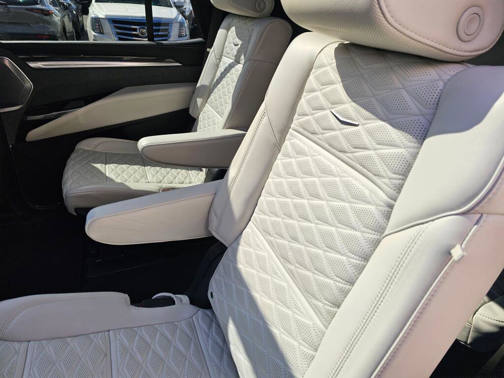 Certified 2025 Cadillac Escalade V image 21