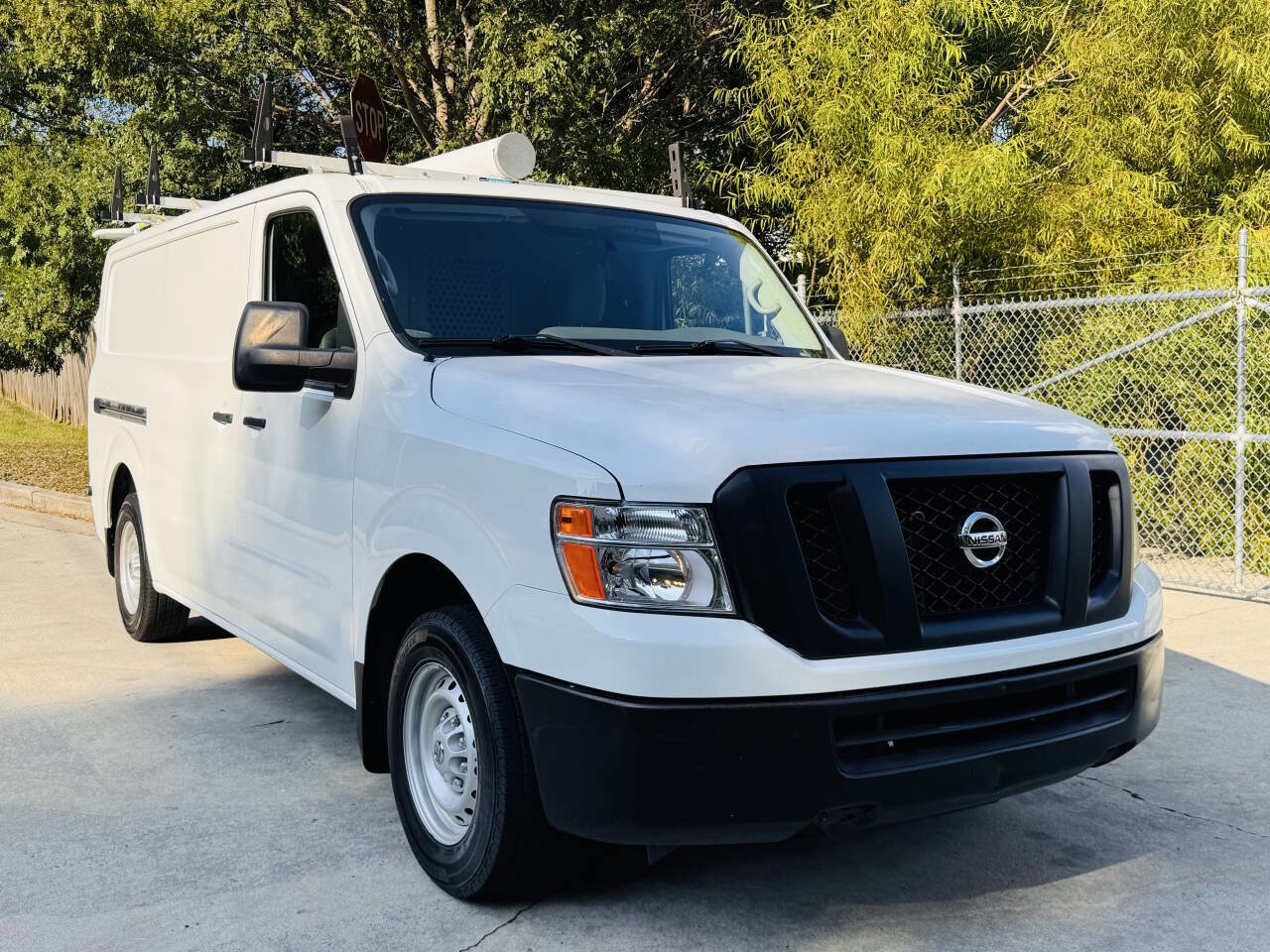 Used 2020 Nissan NV 1500 S image 2