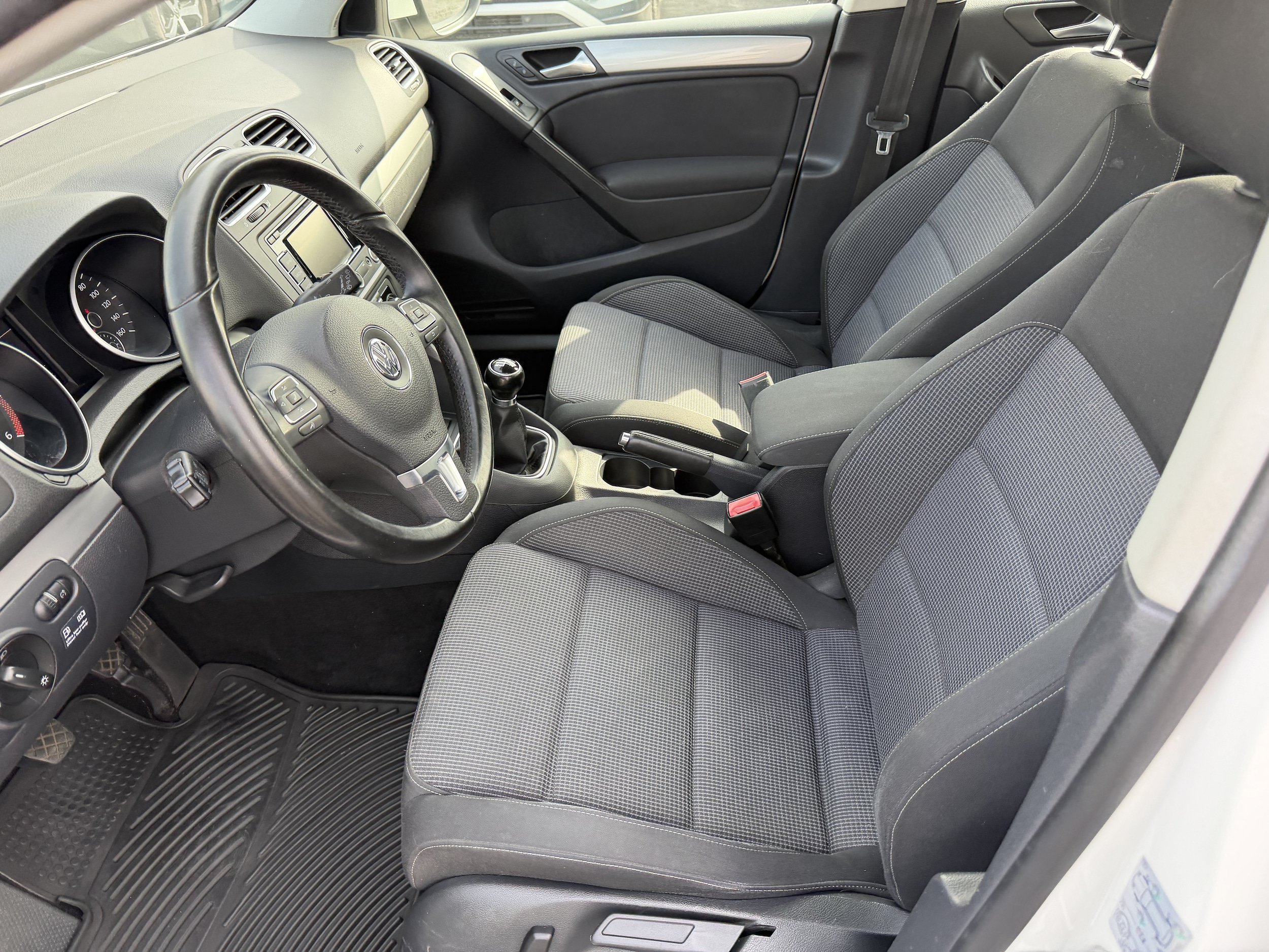 Used 2012 Volkswagen Golf TDI FWD image 9