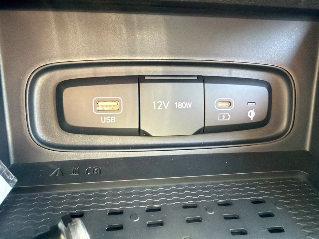 New 2026 Hyundai Venue SEL FWD image 29