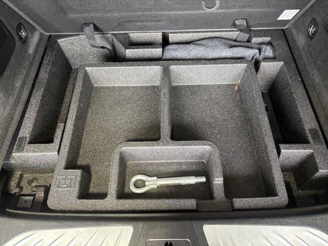 Used 2019 Buick Envision Premium AWD/4WD image 12