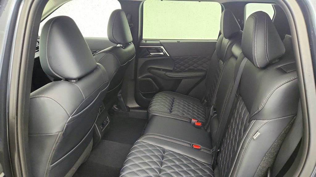 Used 2024 Mitsubishi Outlander SEL image 22