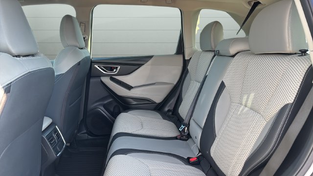 Used 2021 Subaru Forester Premium AWD/4WD image 25