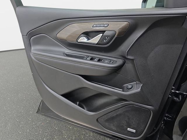 Used 2024 GMC Terrain Denali w/ Denali Premium Package AWD/4WD image 27