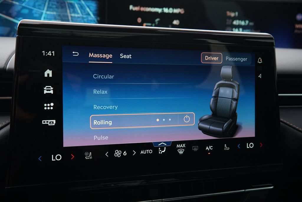 Certified 2025 Lincoln Nautilus Reserve AWD/4WD image 22