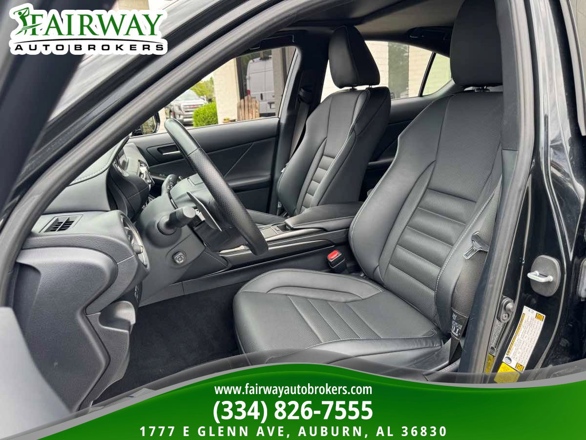 Used 2022 Lexus IS 350 F Sport RWD image 10