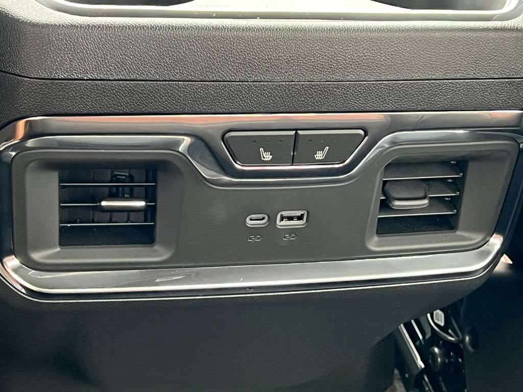 New 2026 GMC Sierra 3500 Denali Ultimate AWD/4WD image 48