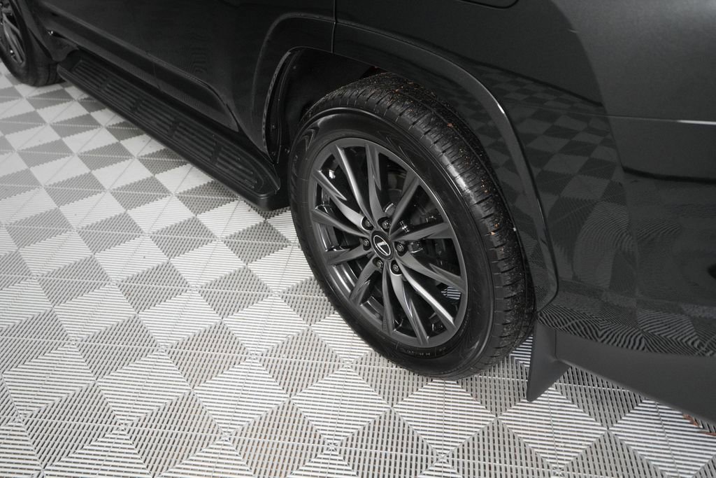 Certified 2025 Lexus LX 600 F Sport w/ Accessory Package (2T) image 8