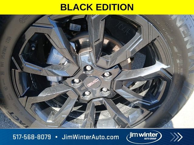 Used 2025 GMC Terrain Elevation w/ Black Edition AWD/4WD image 3
