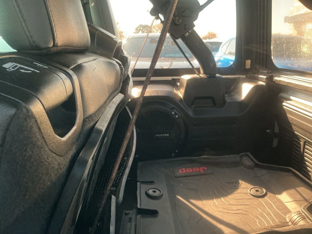 Used 2021 Jeep Wrangler Unlimited Sahara image 21