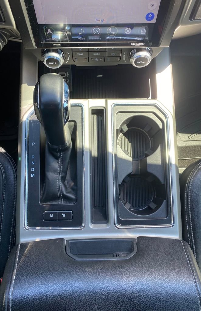 Used 2020 Ford F150 Lariat w/ Equipment Group 502A Luxury image 21