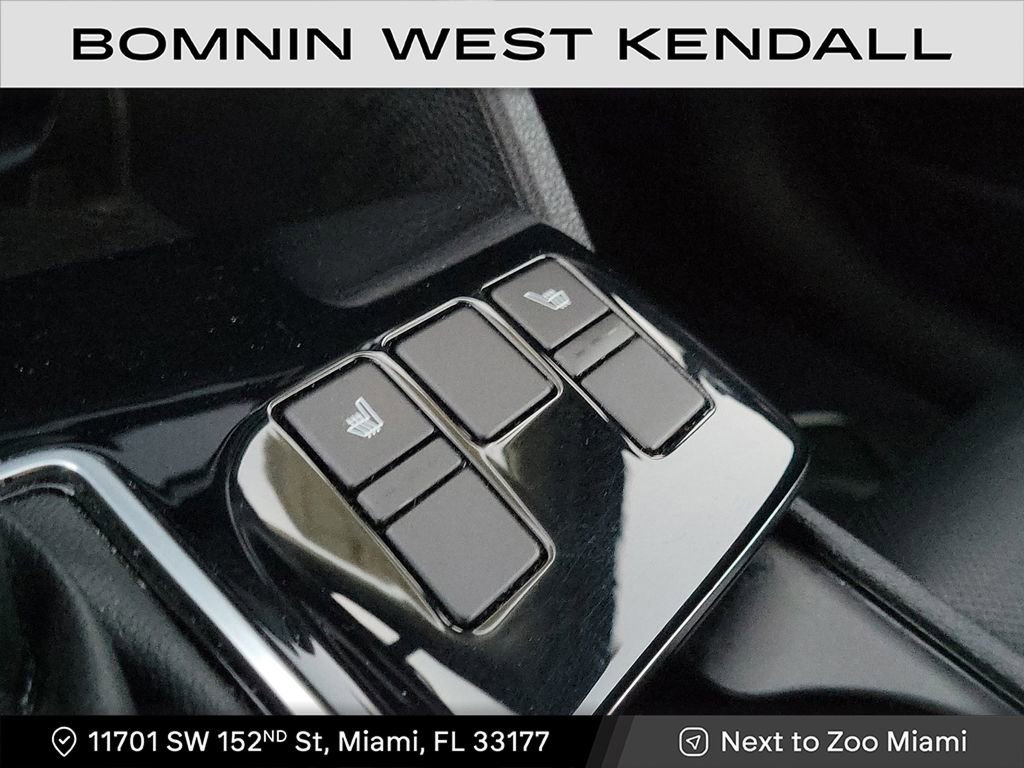 Used 2024 Kia Sportage EX image 20