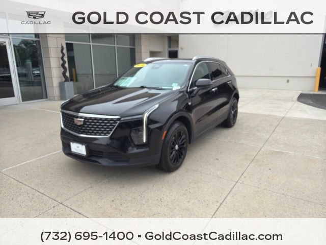 Used 2024 Cadillac XT4 Luxury w/ Cold Weather Package