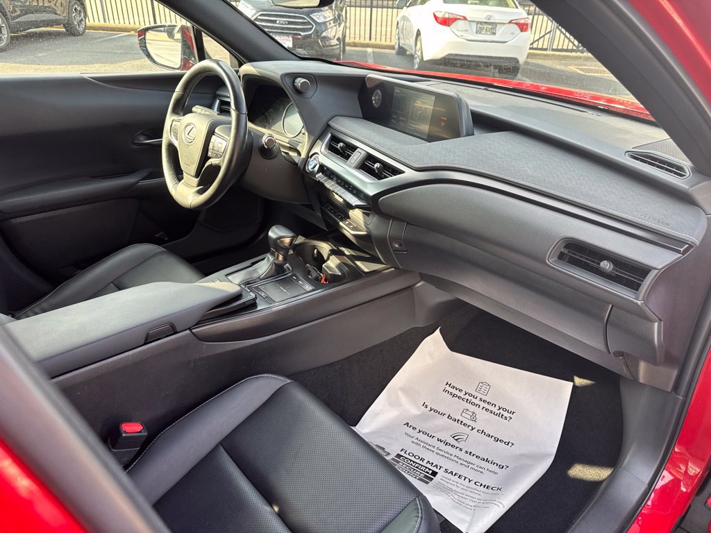 Used 2020 Lexus UX 250h w/ Premium Package AWD/4WD image 37