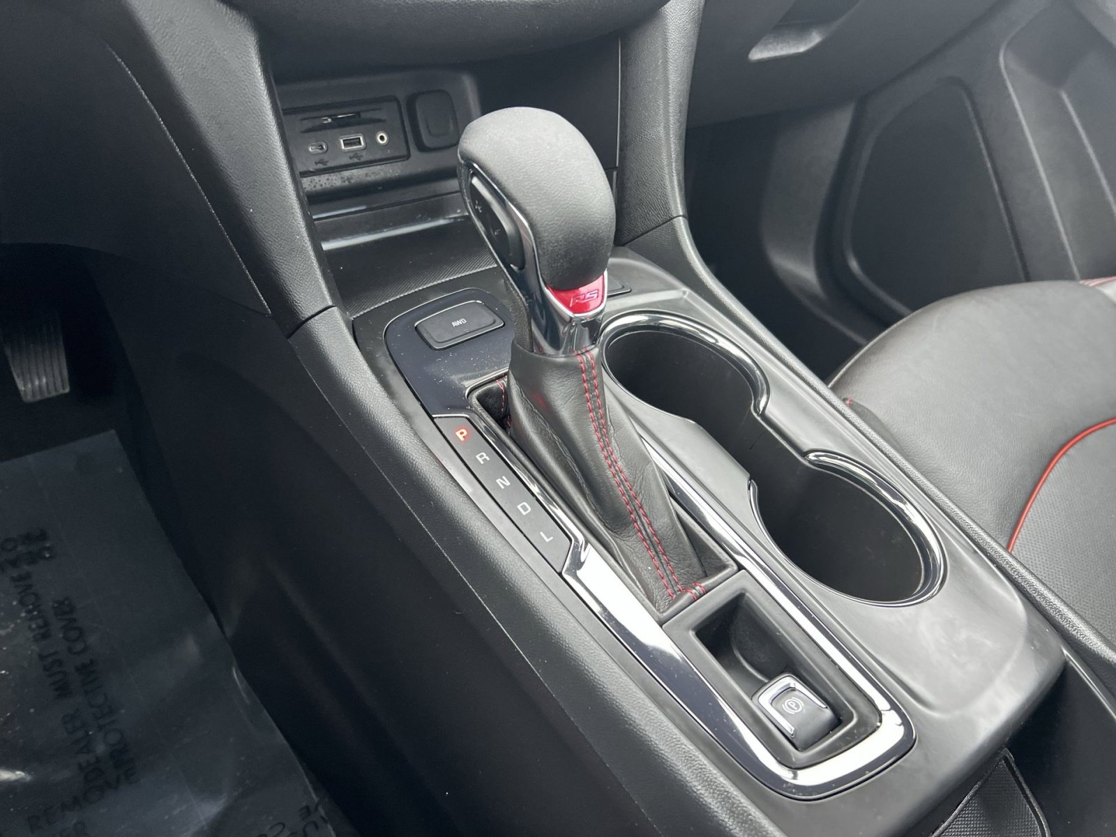 Used 2024 Chevrolet Equinox RS w/ RS Leather Package image 21