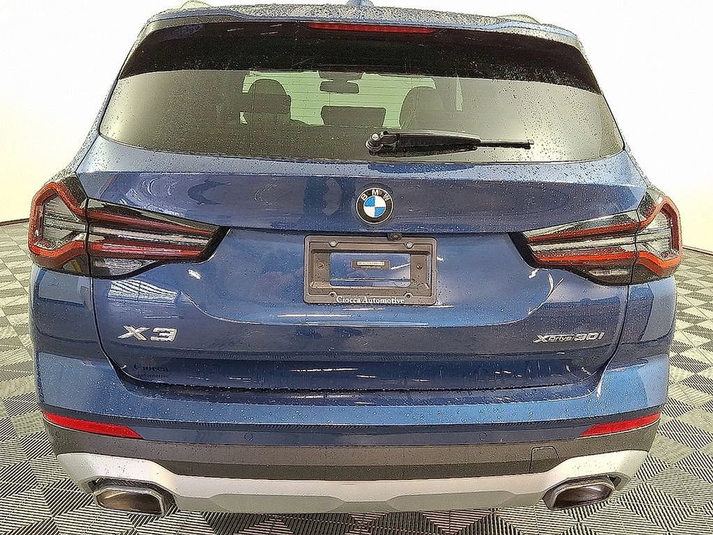 Used 2022 BMW X3 xDrive30i w/ Convenience Package AWD/4WD image 8