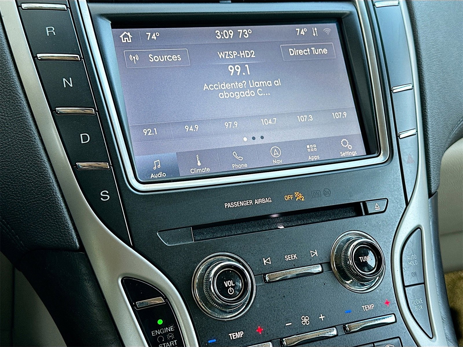 Used 2020 Lincoln Nautilus Reserve image 15