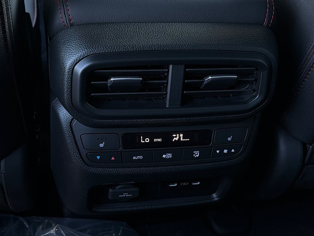 New 2026 Honda Ridgeline Black Edition image 10