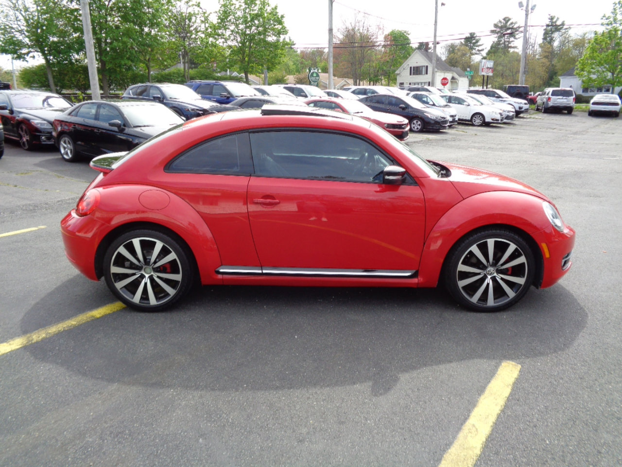 Used 2012 Volkswagen Beetle 2.0T image 14