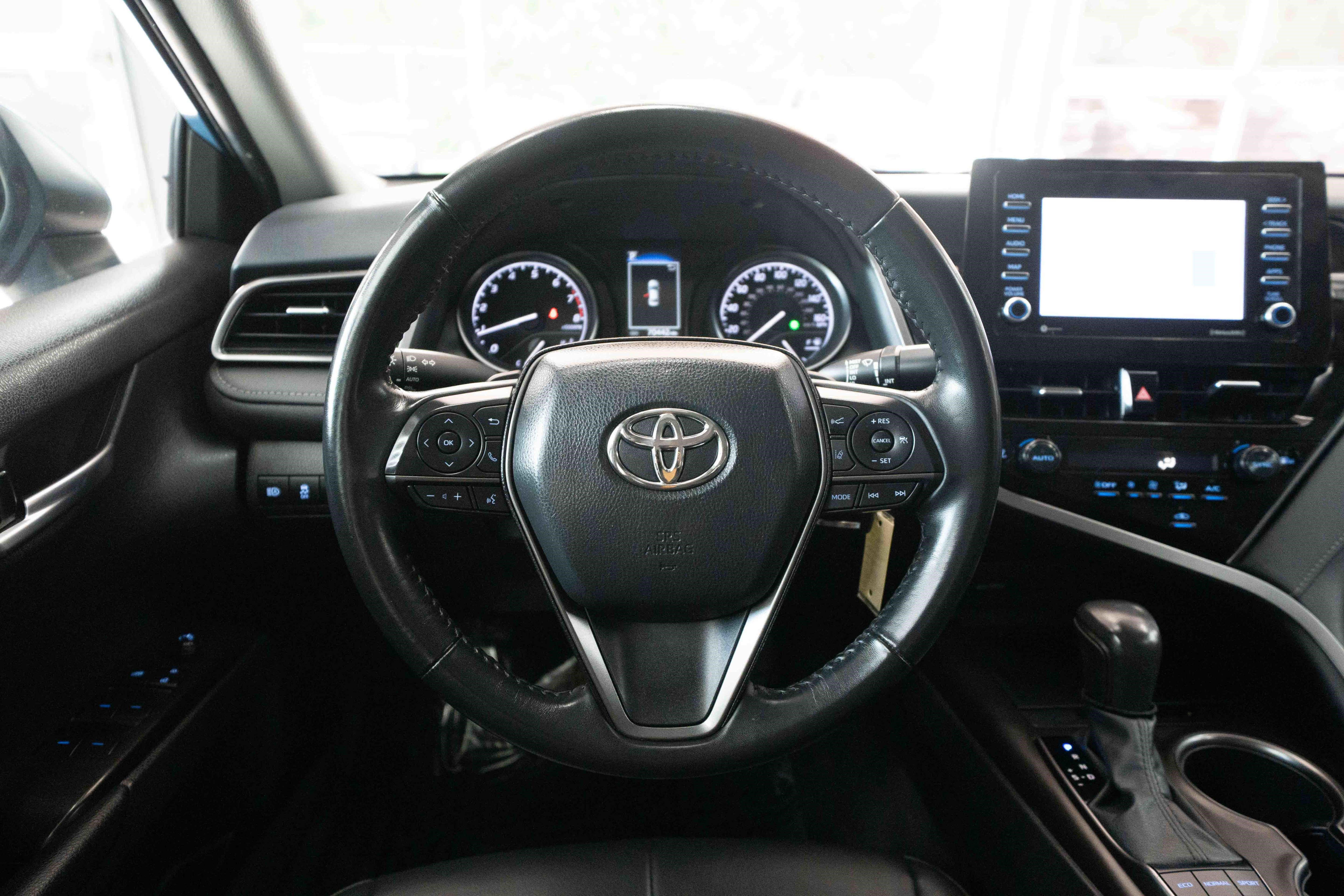 Used 2024 Toyota Camry SE FWD image 21