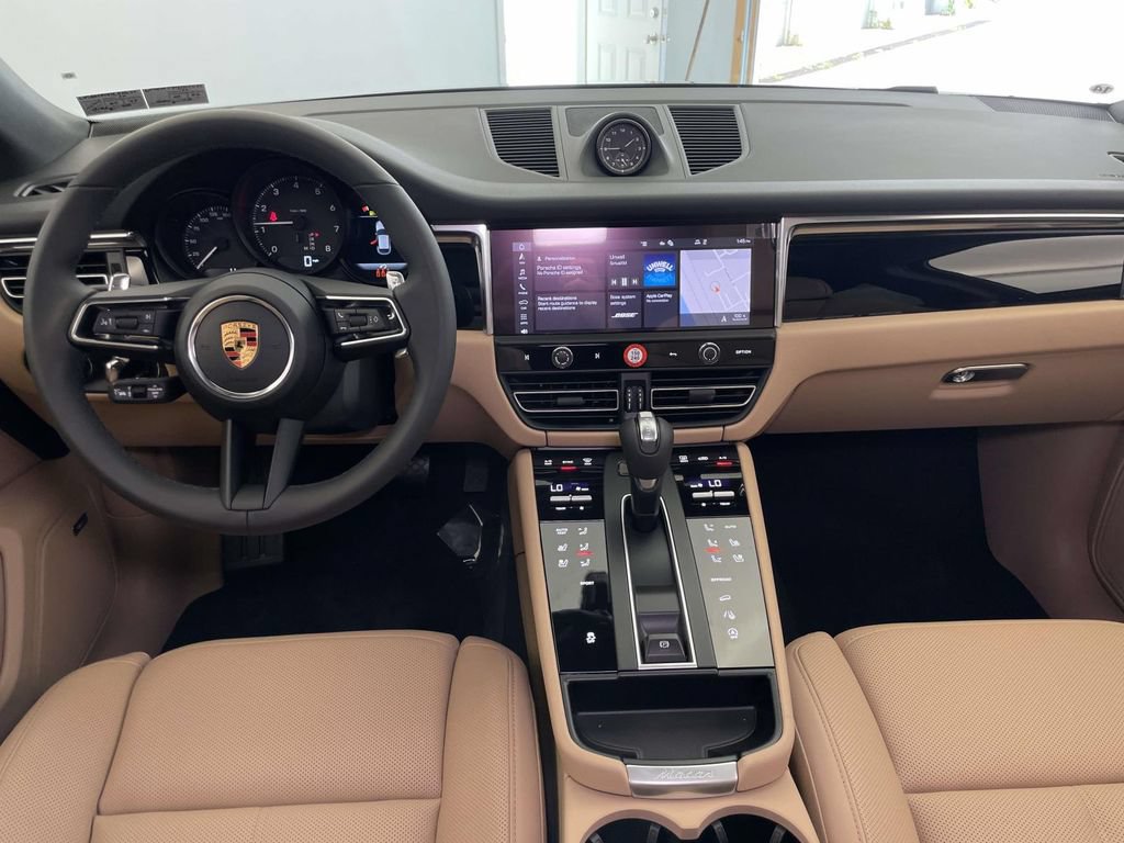 New 2026 Porsche Macan AWD/4WD image 26