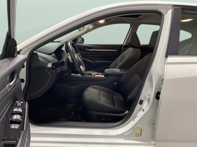 Certified 2023 Nissan Altima 2.5 SV w/ SV Premium Package AWD/4WD image 11