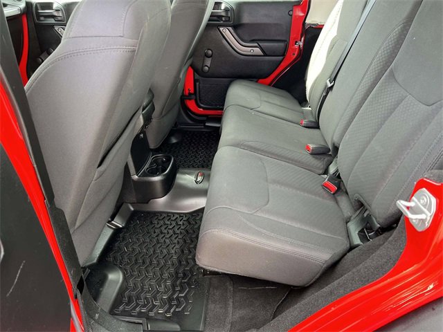 Used 2018 Jeep Wrangler Unlimited Sport w/ Connectivity Group image 21