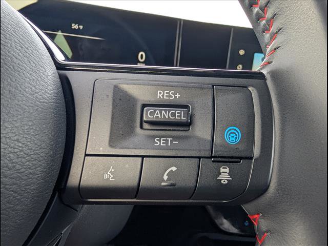 Used 2025 Nissan Kicks SR image 14