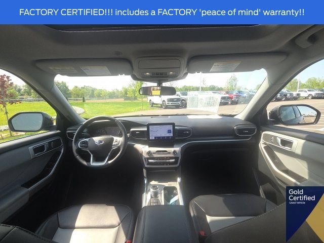 Used 2024 Ford Explorer XLT w/ Equipment Group 202A AWD/4WD image 22