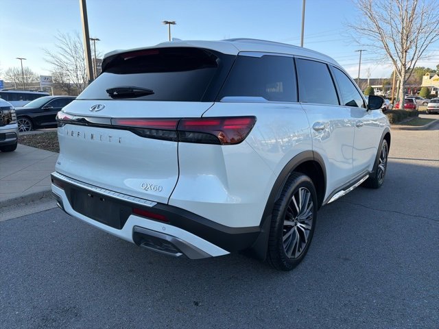 Used 2024 INFINITI QX60 Sensory w/ Vision Package image 9