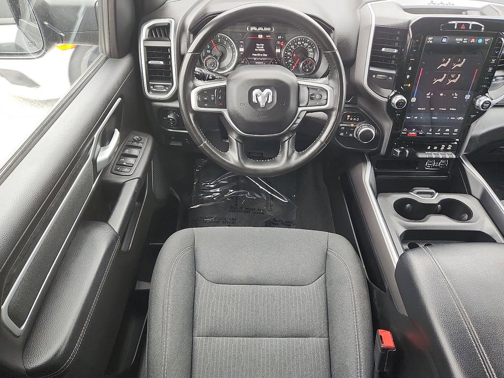 Used 2022 RAM 1500 Big Horn AWD/4WD image 7