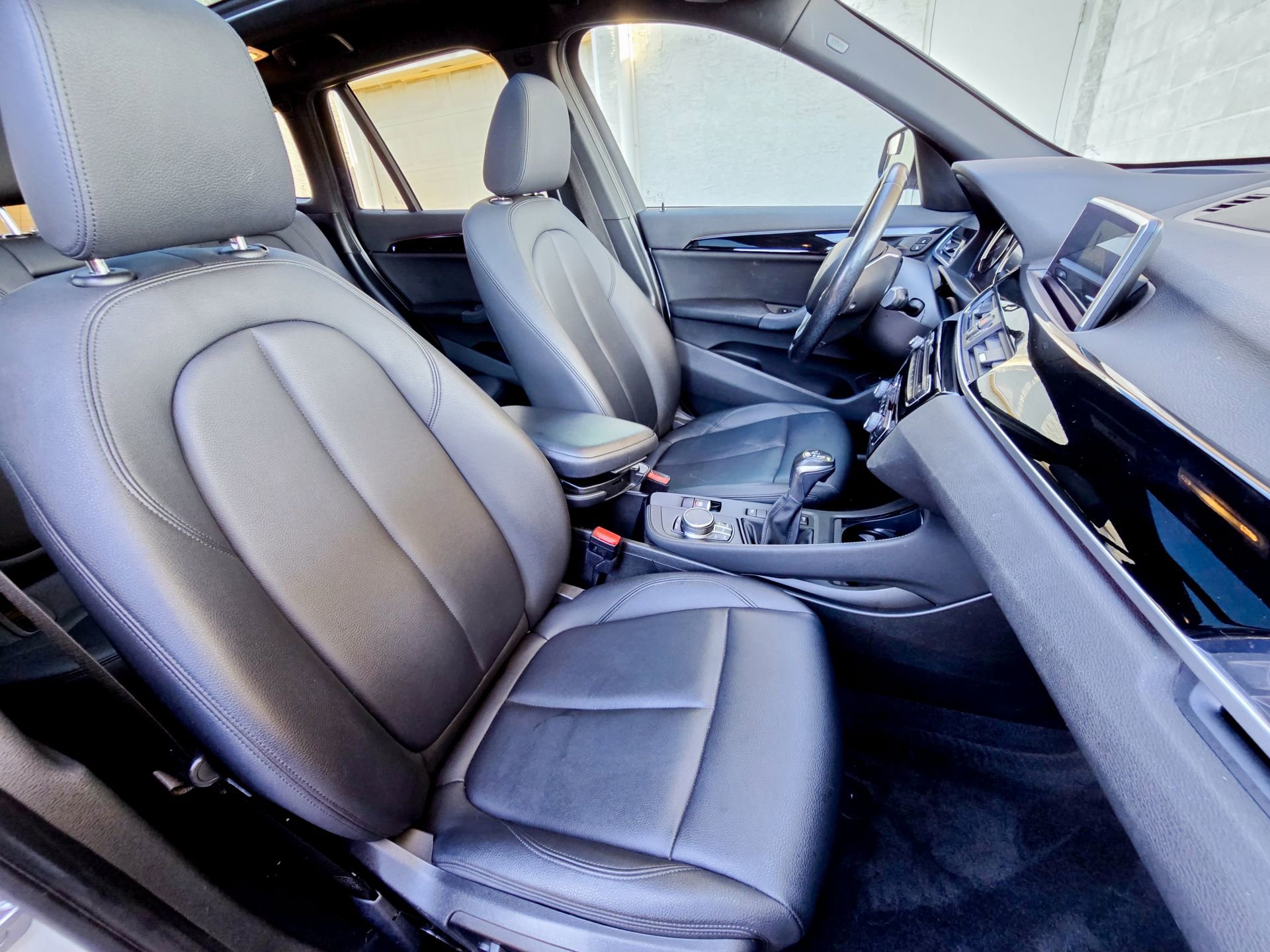 Used 2018 BMW X1 xDrive28i w/ Premium Package image 27