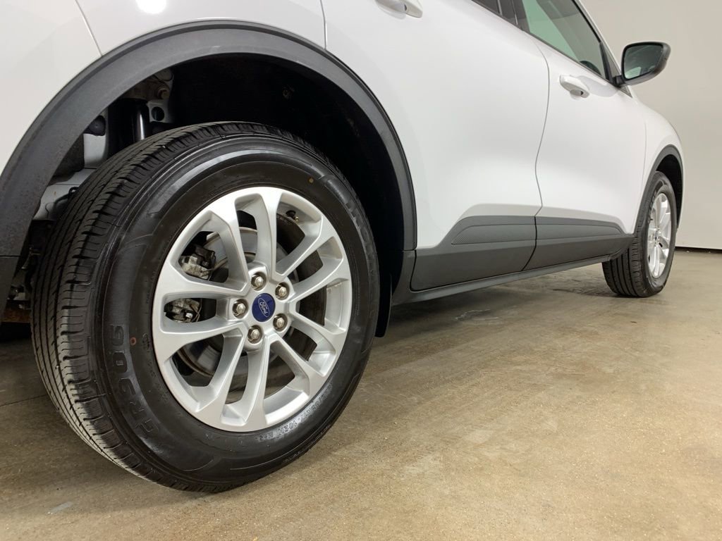 Used 2022 Ford Escape SE w/ Convenience Package image 9