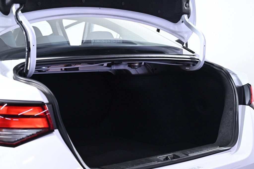 Certified 2023 Nissan Sentra SV FWD image 34