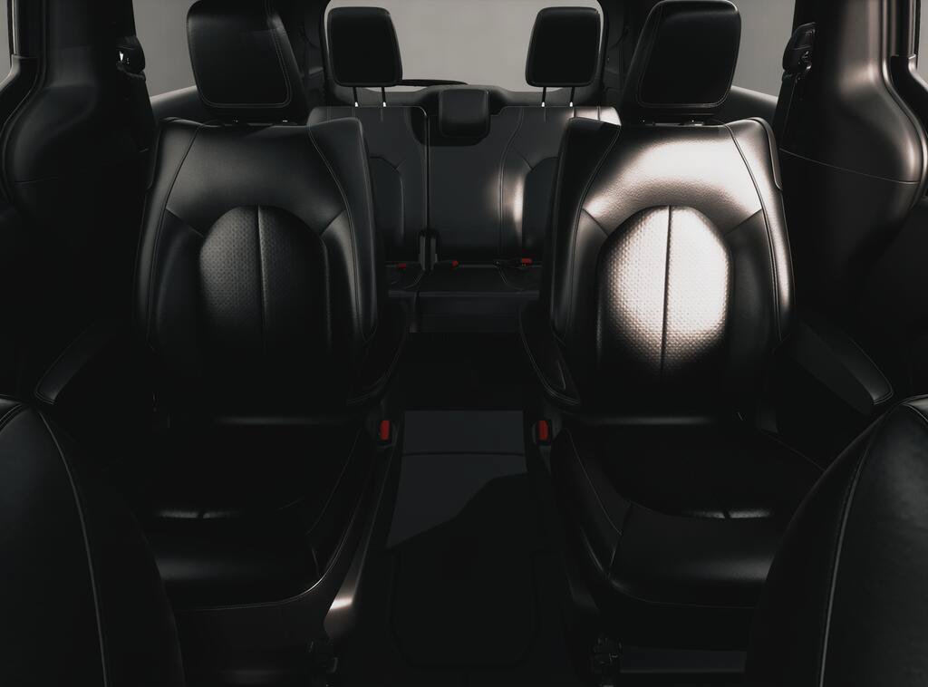 New 2027 Chrysler Pacifica LX FWD image 3