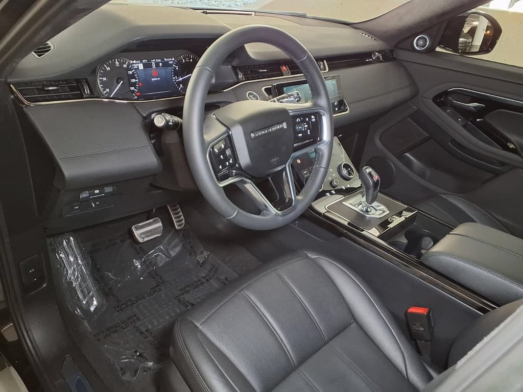 Used 2023 Land Rover Range Rover Evoque R-Dynamic SE AWD/4WD image 4