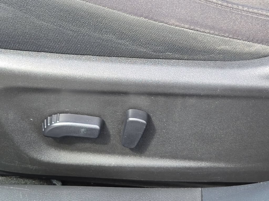 Used 2024 Nissan Altima 2.5 SV FWD image 16