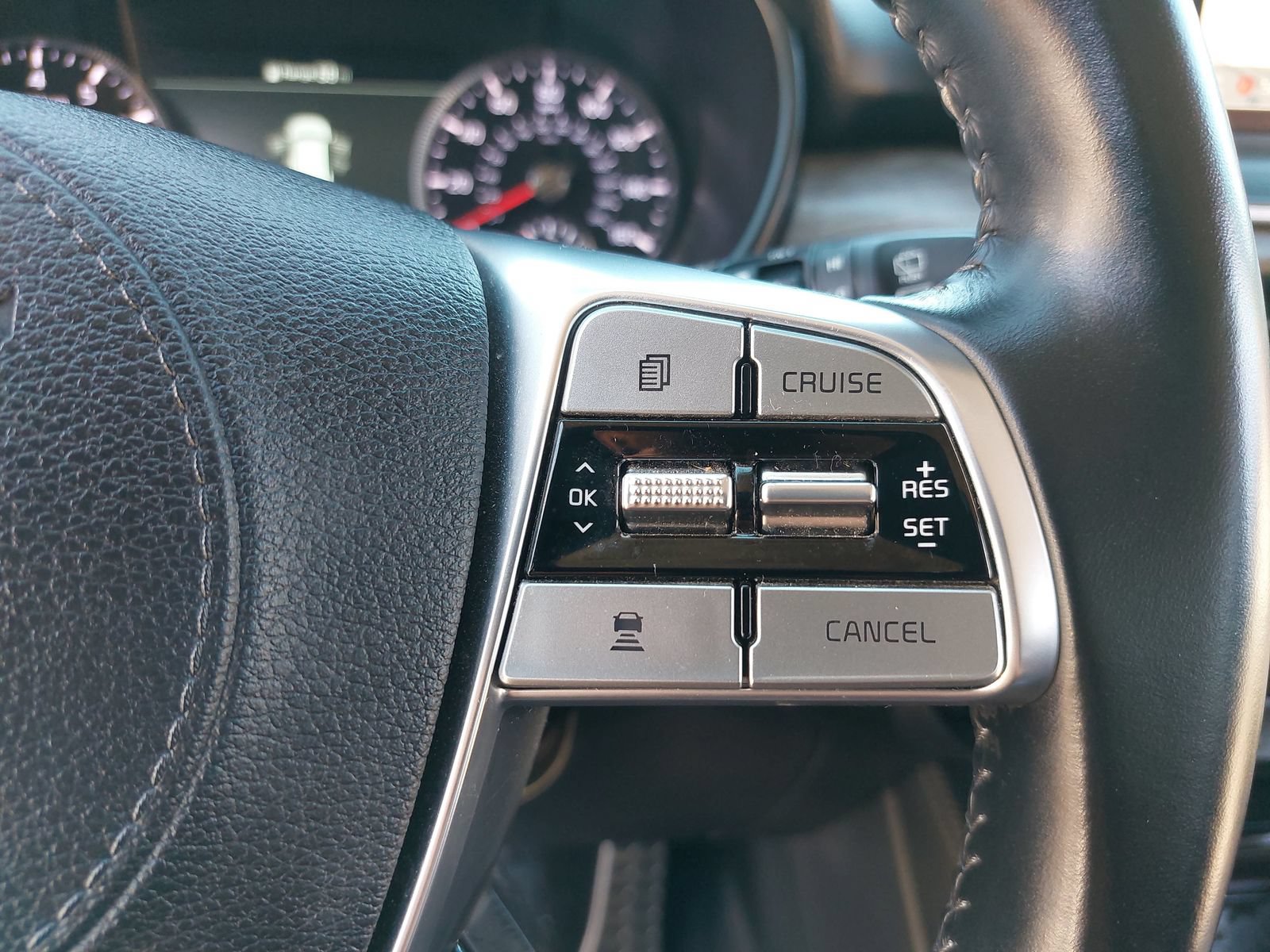 Used 2021 Kia Telluride SX w/ Towing Package FWD image 20