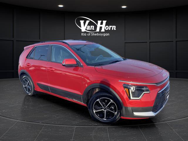 Certified 2023 Kia Niro EX image 1