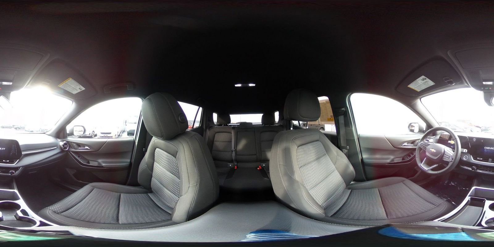 Used 2025 Chevrolet Equinox LT image 41