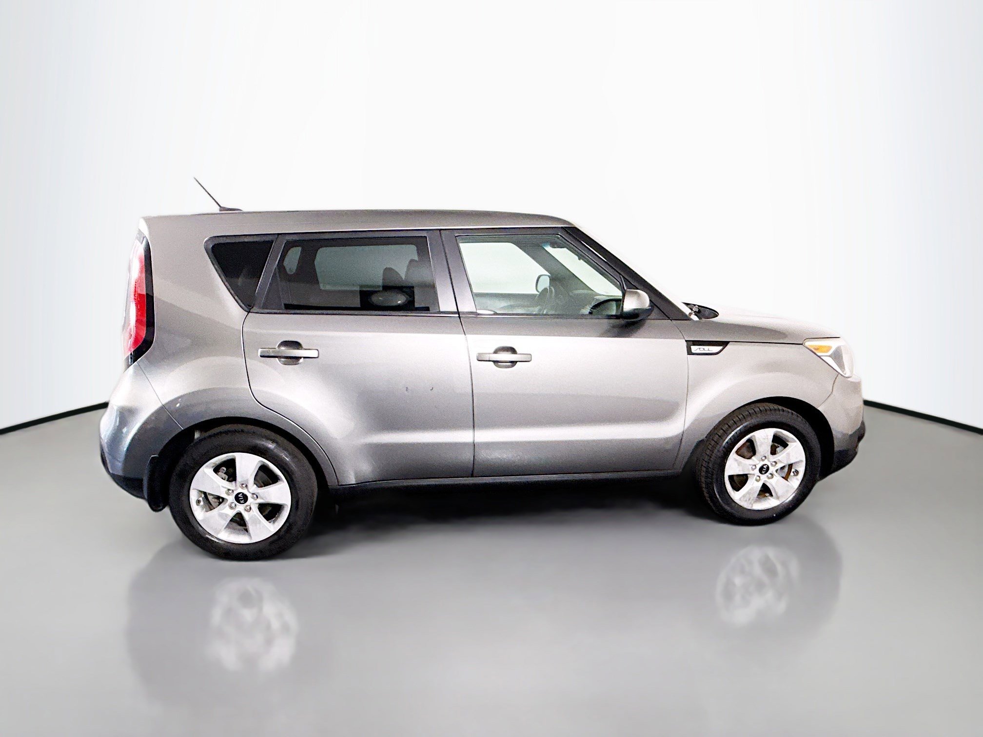 Used 2017 Kia Soul image 11