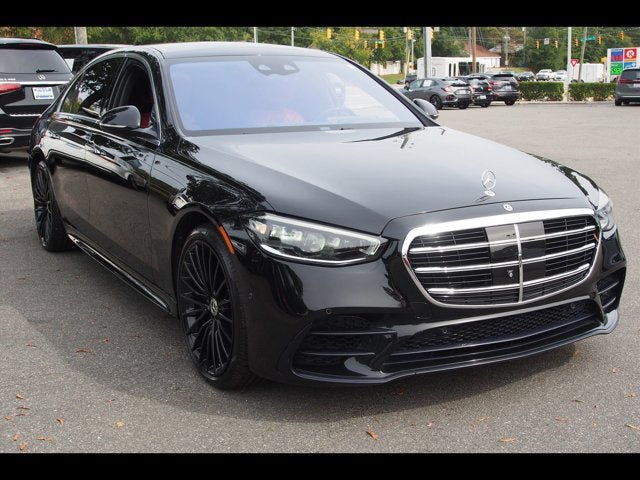 Used 2022 Mercedes-Benz S 580 4MATIC Sedan w/ AMG Line Package image 7