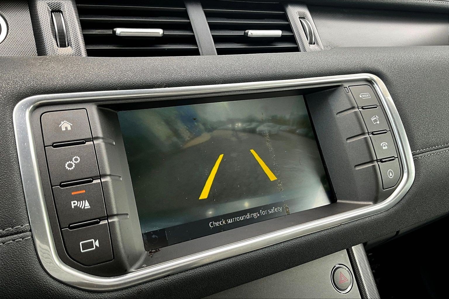 Used 2019 Land Rover Range Rover Evoque SE AWD/4WD image 22