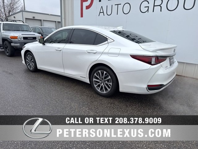 Used 2022 Lexus ES 300h w/ Accessory Package 2 image 5