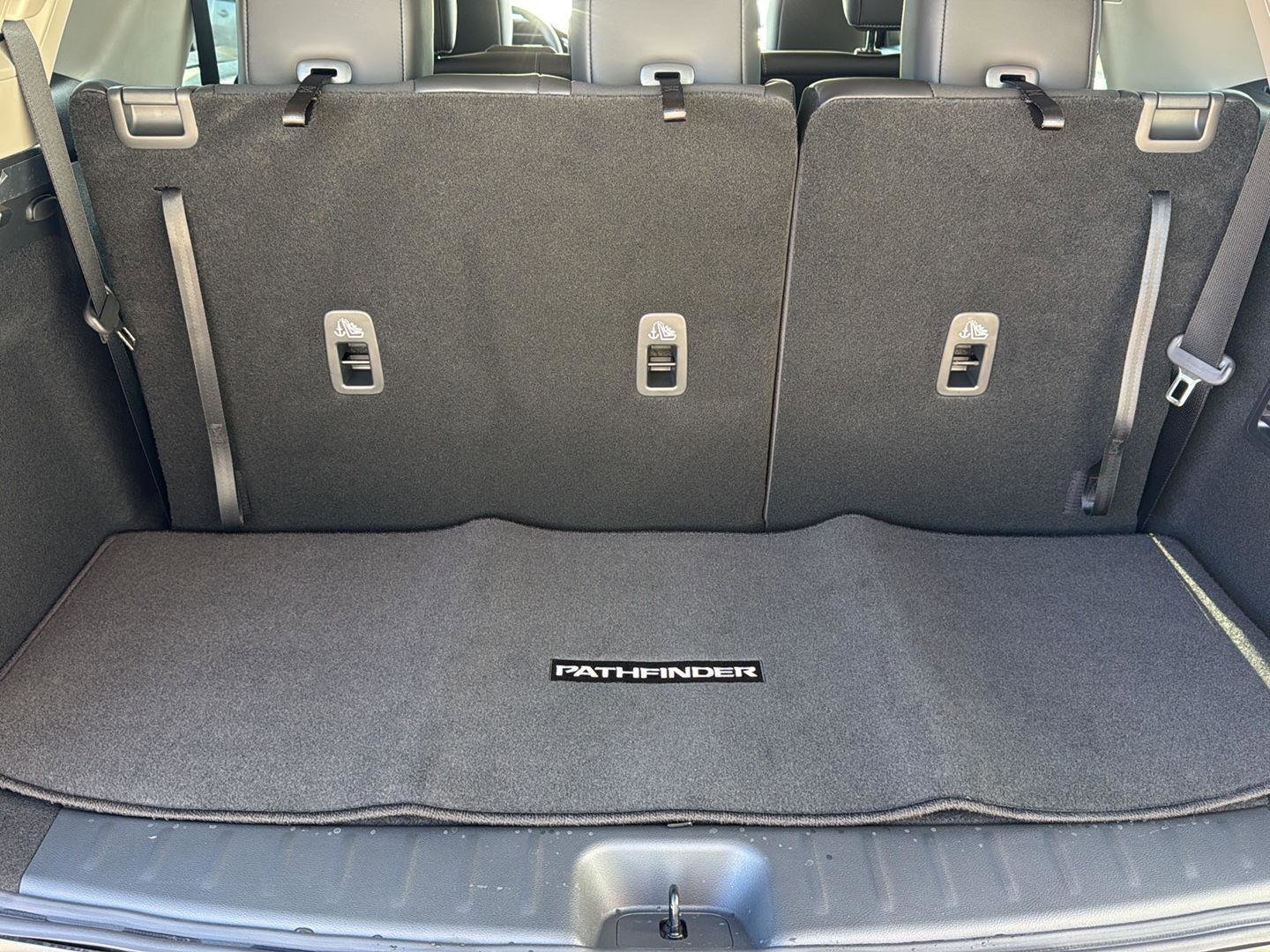 New 2026 Nissan Pathfinder SL AWD/4WD image 8