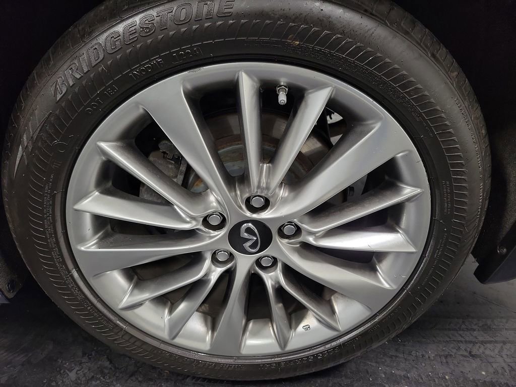 Used 2023 INFINITI Q50 Luxe w/ Cargo Package image 10